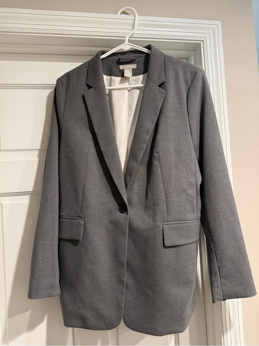 Grey blazer